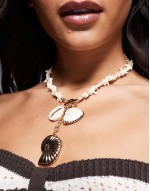 starfish chain shell charm necklace in gold
