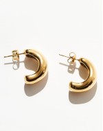 Z stainless steel gold plated molten cresent hoops in gold