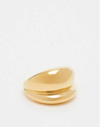 Neck on the Line chunky stainless steel ring in gold plated