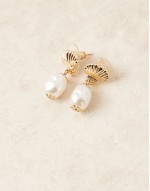 shell stud earrings with pearl drop in gold