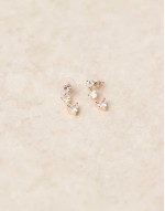 drop earrings with cubic zirconia heart crystal detail in gold tone